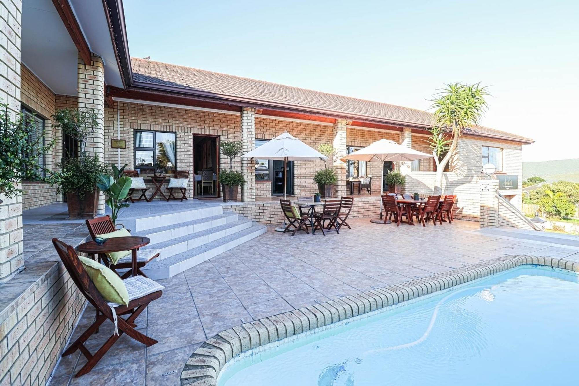 קניסנה Amber Guest Lodge מראה חיצוני תמונה